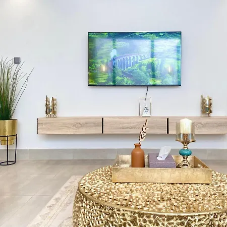 Spacious New 2 Bedroom Apt-In Amazing Location B9 Riyadh Exterior photo