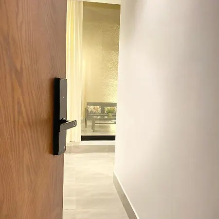 Spacious New 2 Bedroom Apt-In Amazing Location B9 Riyadh Exterior photo