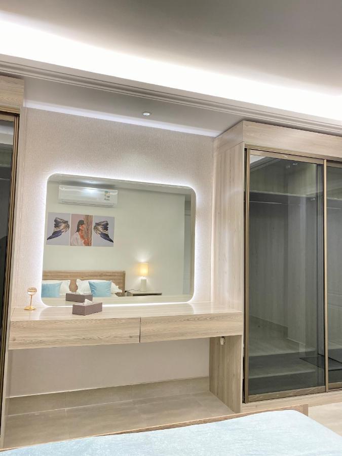 Apartment Spacious New 2 Bedroom Apt-in Amazing Location B9