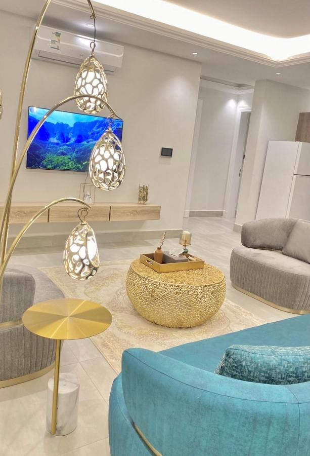 Spacious New 2 Bedroom Apt-in Amazing Location B9 Apartment *